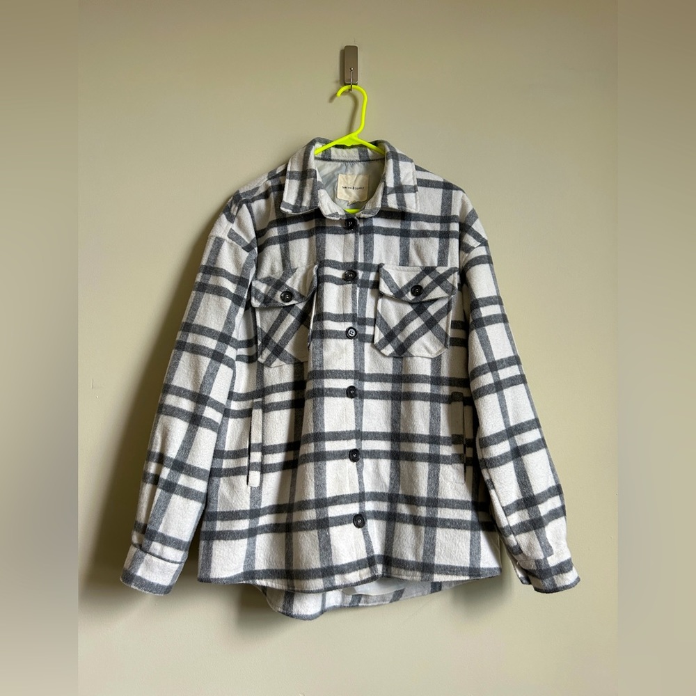 Thread and Supply White & Gray Check Pattern Shacket - Size Medium